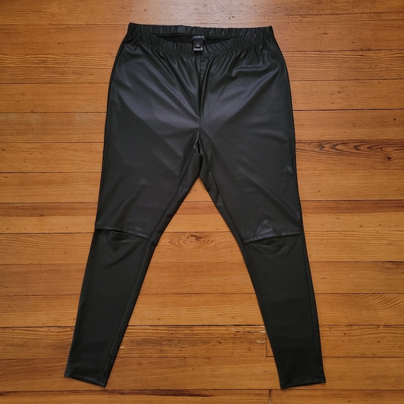 NWT Torrid Open Knee Black Faux Leather Pants Plus Size 2X - Picture 4 of 11